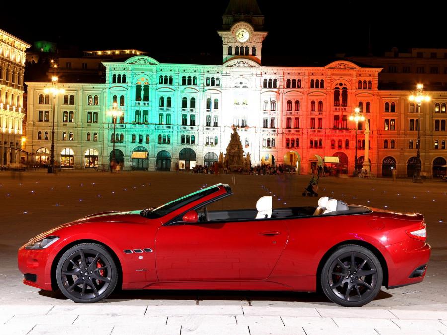  Maserati GranCabrio Sport 2011 года  (фото 34 из 107)